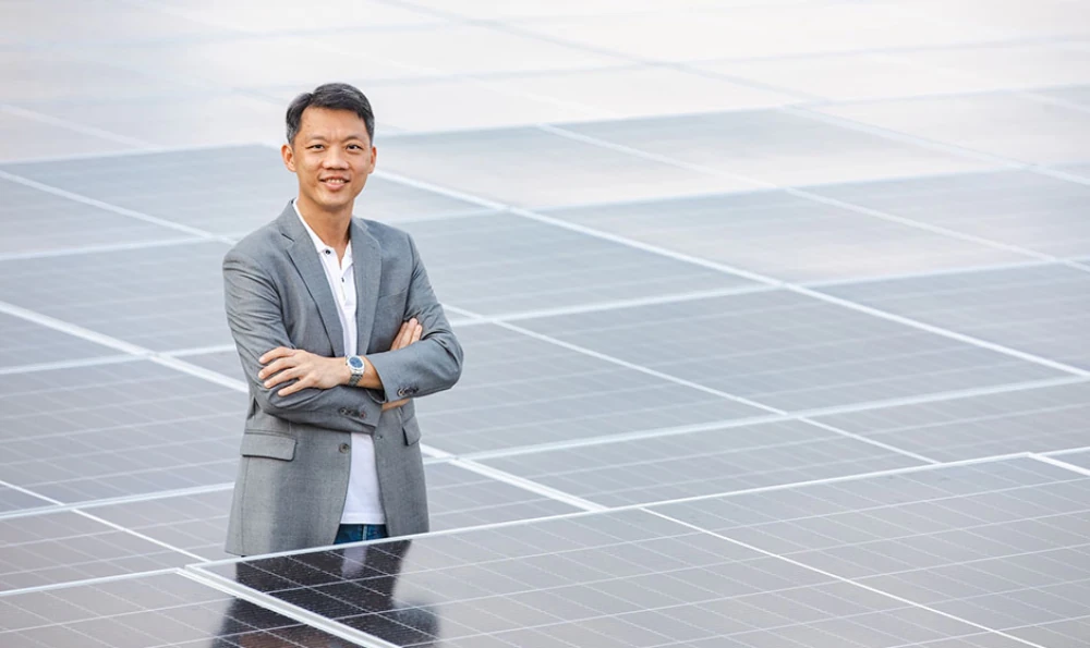 Implemented a project to install solar panels on the rooftop and parking building of Supalai Grand Tower