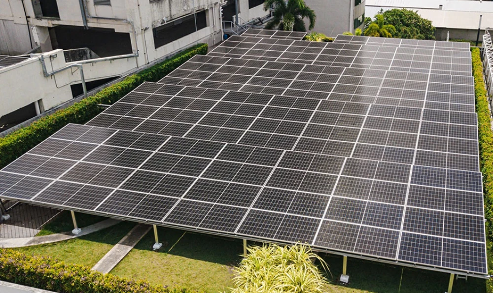 Implemented a project to install solar panels on the rooftop and parking building of Supalai Grand Tower