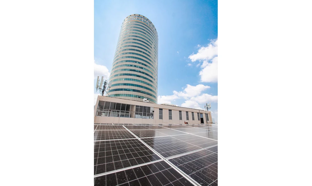 Implemented a project to install solar panels on the rooftop and parking building of Supalai Grand Tower